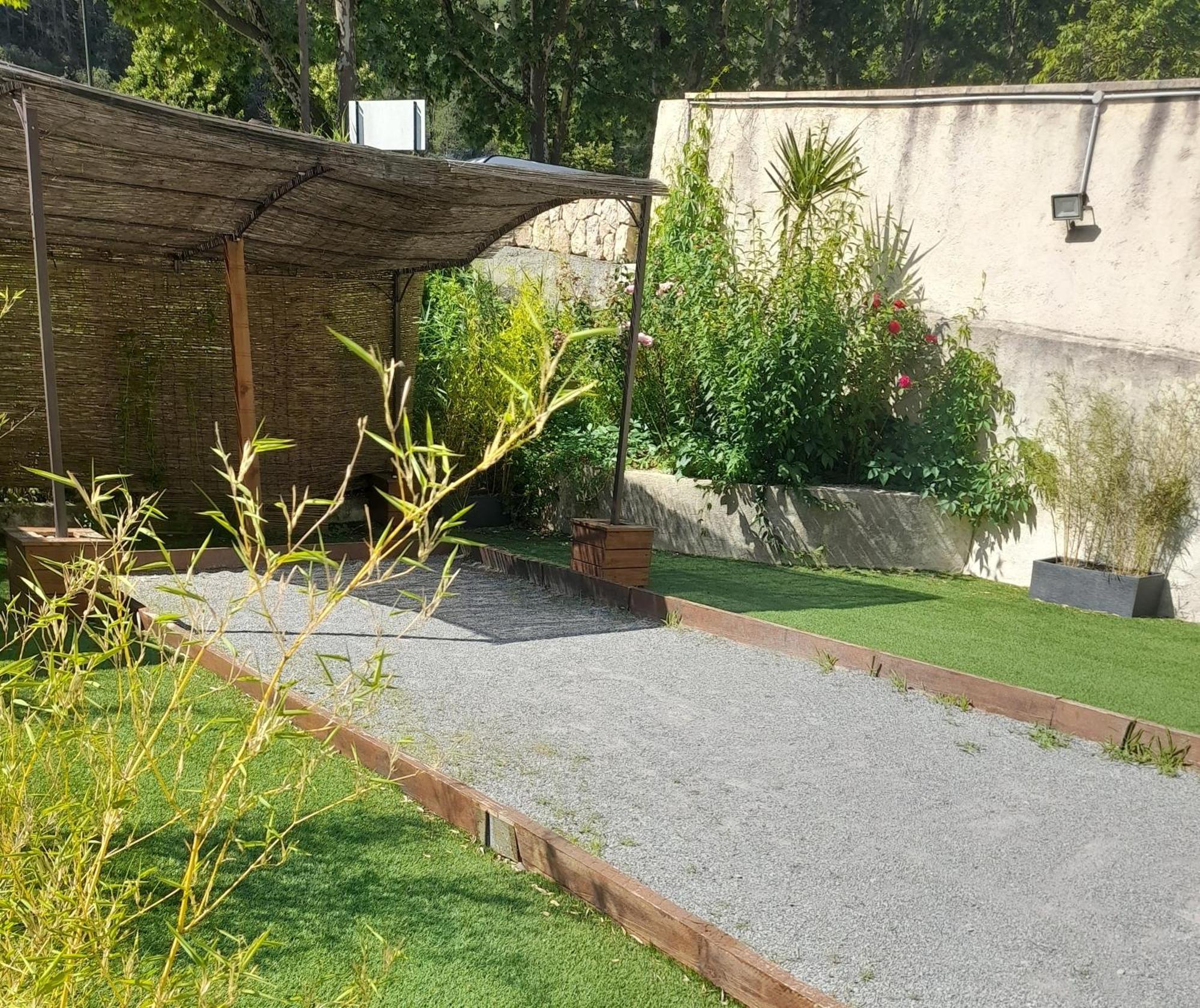Hotel Les Alizes Puget-Théniers Exterior photo