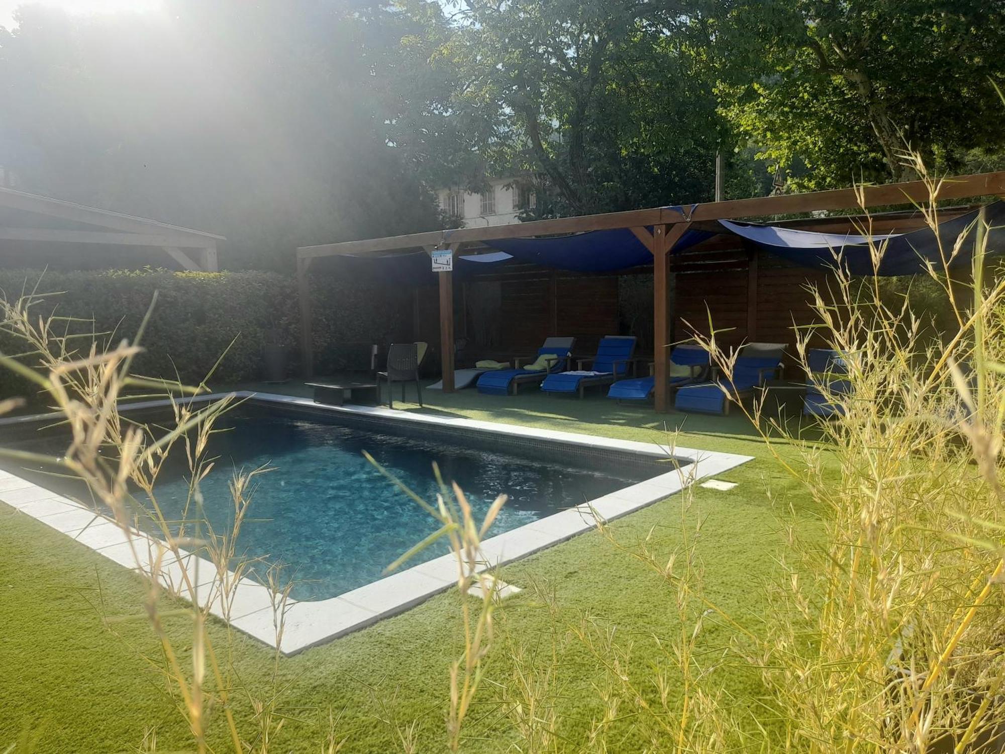 Hotel Les Alizes Puget-Théniers Exterior photo