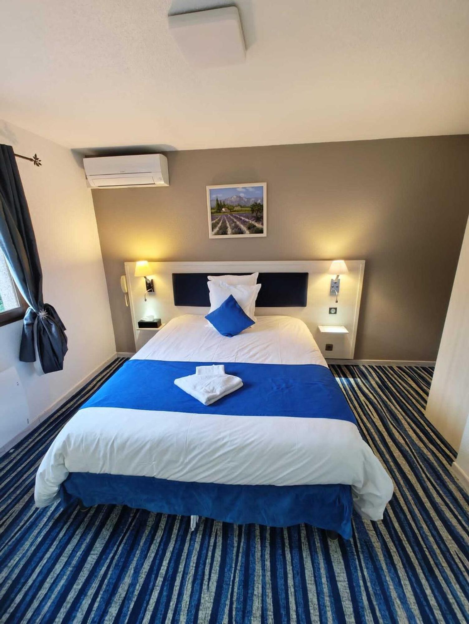 Hotel Les Alizes Puget-Théniers Room photo