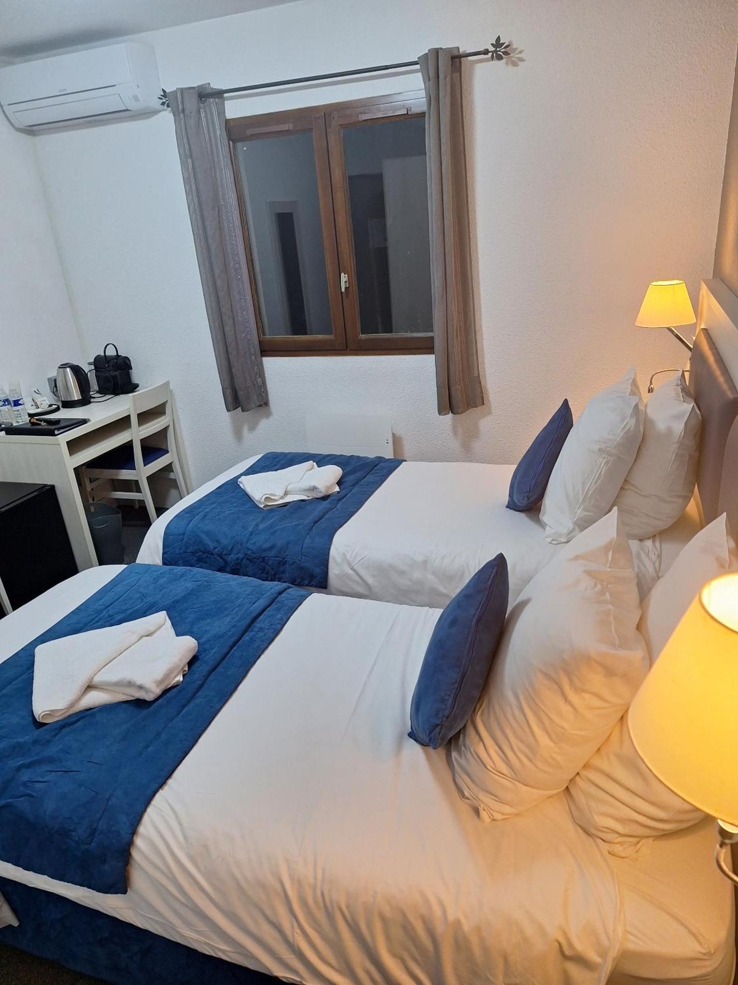 Hotel Les Alizes Puget-Théniers Room photo